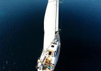 barcha a vela vela elan 45 barca a vela ponte veleggiare al mare